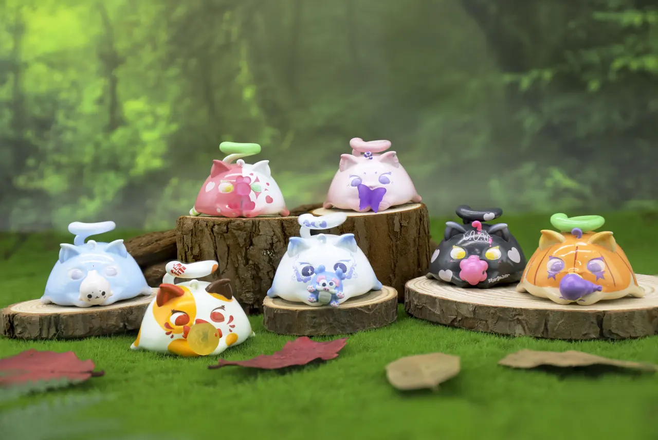 Hala & friends collecitbles mini figures