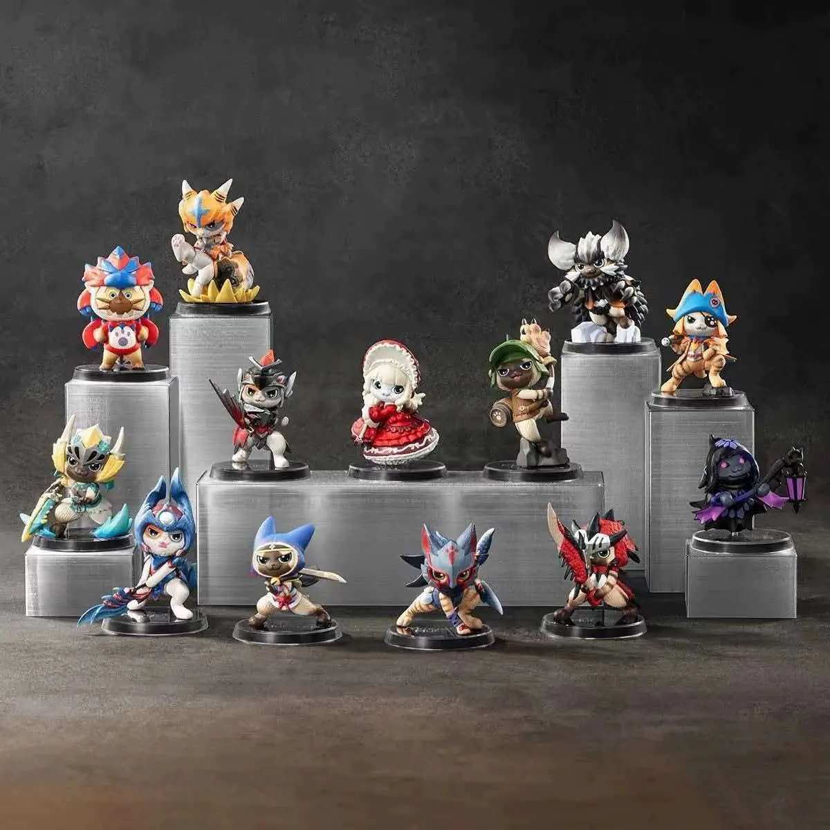 POP MART Monster Hunter Palico Series Blind Box Figures, Capcom Licensed Collectible Palico Mini Figurine, 12 Designs + Secret Navirou, 8-10cm PVC Figure, Gift for Gamers